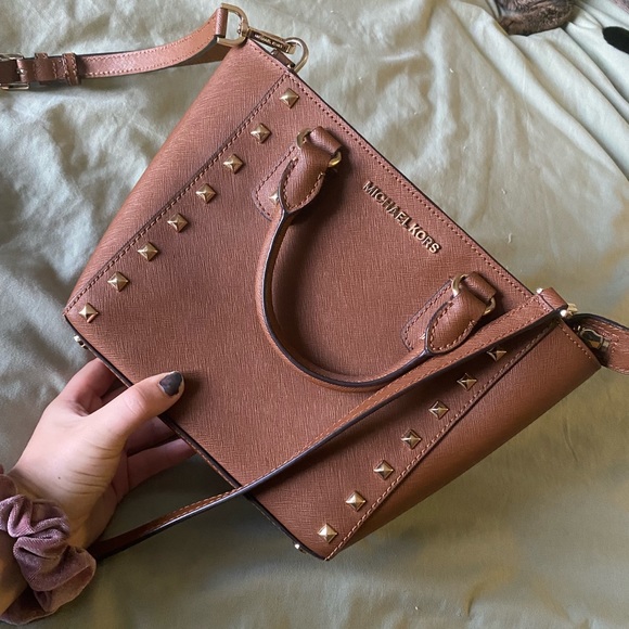 Michael Kors Handbags - Michael kors cross-body